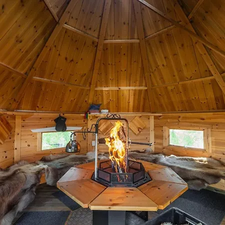 Aurora Riverside - Private Hot Tub&fire Pit